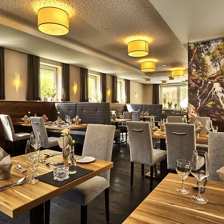Reiners Hotel 4*